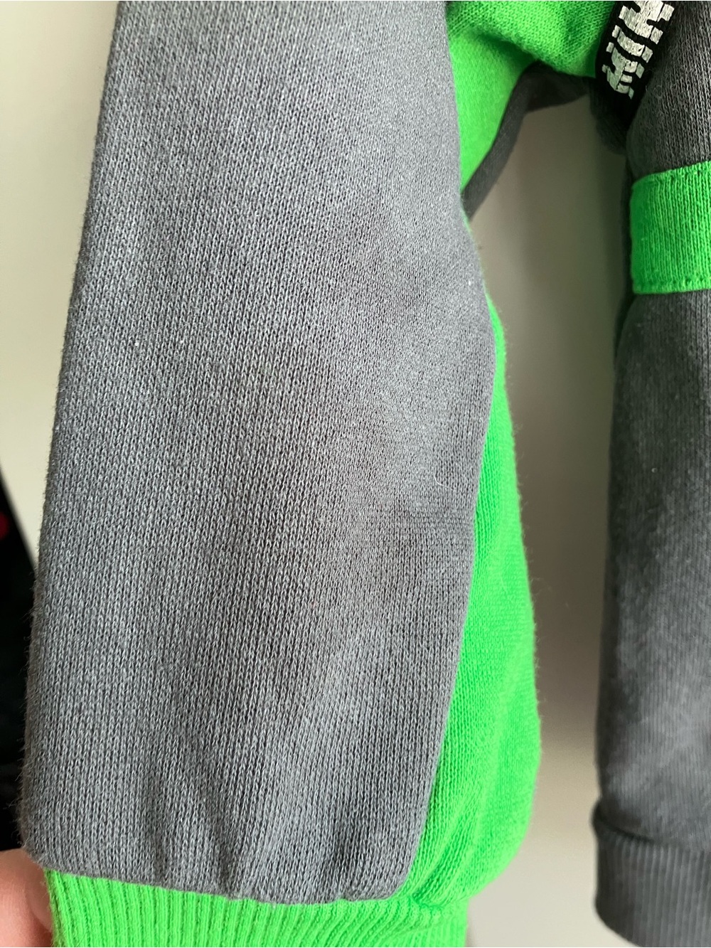 Minecraft hooded full zip sweater 4T - Picture 4 of 4